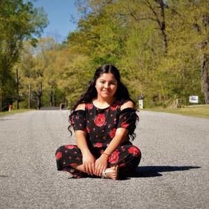 Meet your Posher, Marsela